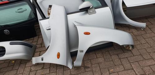 NISSAN MICRA VOORSCHERMEN BJ 93 TOT 97, Auto-onderdelen, Carrosserie, Spatbord, Gebruikt, Ophalen of Verzenden