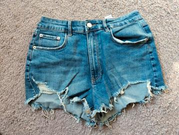 Jeans short H&M (38) beschikbaar voor biedingen
