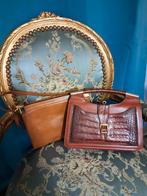 Deux beaux Sacs cuir, Enlèvement