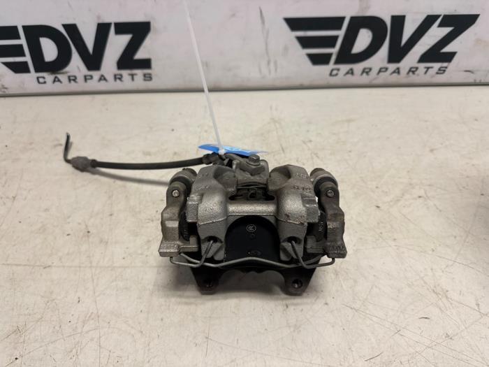 Remklauw (Tang) rechts-achter van een Volkswagen Tiguan Alls, Auto-onderdelen, Remmen en Aandrijving, Volkswagen, Gebruikt, 3 maanden garantie