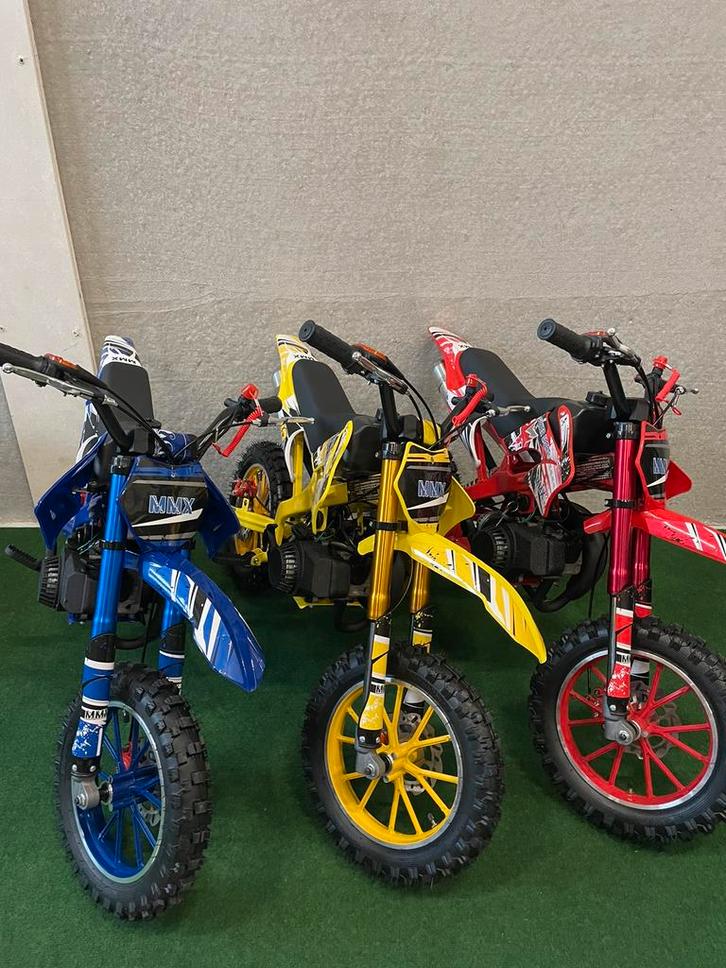 Nieuwe 49CC benzine mini kinder crossmotor diverse kleuren, Kinderen en Baby's, Speelgoed | Buiten | Actiespeelgoed, Nieuw, Ophalen