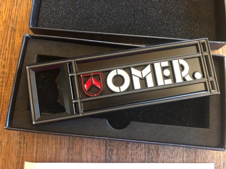 Omer flessenopener in geschenkverpakking, Huis en Inrichting, Keuken | Keukenbenodigdheden, Nieuw, Ophalen of Verzenden