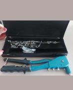 Blindklinktang merk Kinzo of revettentang, Ophalen