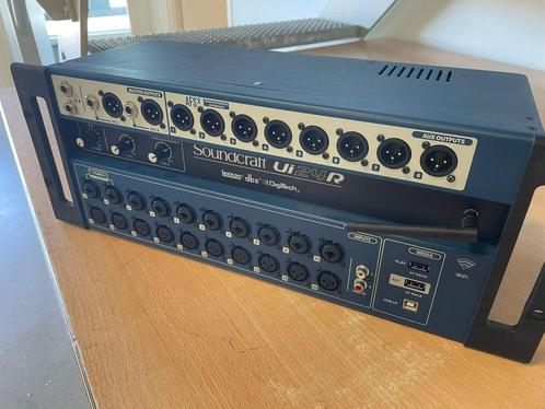 Soundcraft UI24R Digitale Rack Mixer, Muziek en Instrumenten, Mengpanelen, Zo goed als nieuw, 20 kanalen of meer, Ophalen