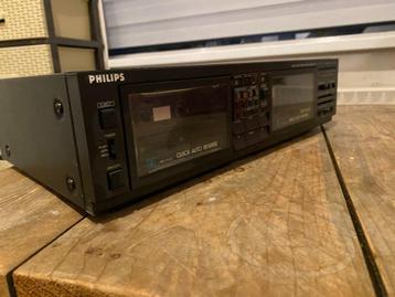 Philips cassette deck. beschikbaar voor biedingen