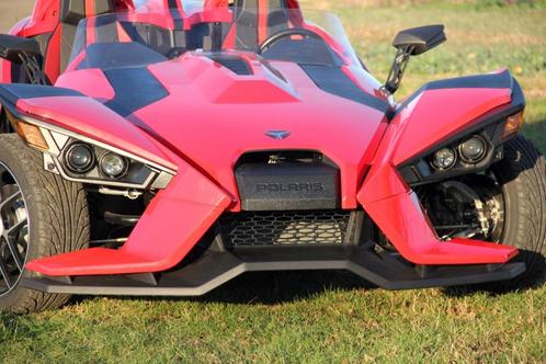 Cherche Polaris Slingshot d'occasion, Motos, Quads & Trikes, Enlèvement