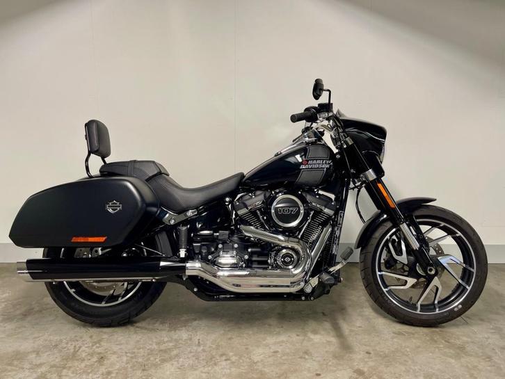 Harley-Davidson SOFTAIL FLSB SPORT GLIDE (bj 2021), Motoren, Motoren | Harley-Davidson, Overig, meer dan 35 kW