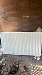 Fonten ijzeren radiator, Doe-het-zelf en Bouw, Verwarming en Radiatoren, Ophalen, Zo goed als nieuw, Radiator
