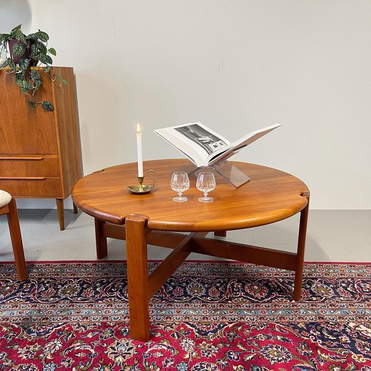 Vintage salontafel, coffeetable •Niels Bach•, Huis en Inrichting, Tafels | Salontafels, Gebruikt, Rond, Teakhout, Ophalen of Verzenden
