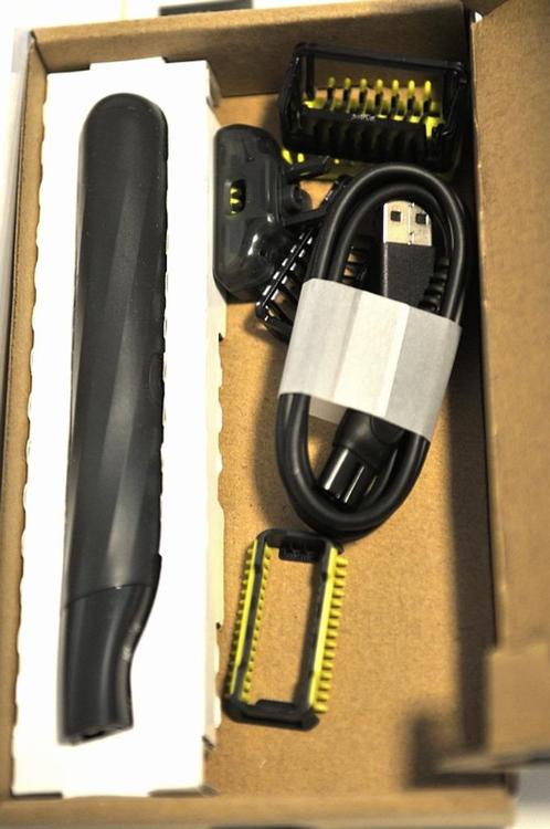 Philips OneBlade, nieuw., Handtassen en Accessoires, Uiterlijk | Haarverzorging, Nieuw, Tondeuse, Ophalen of Verzenden
