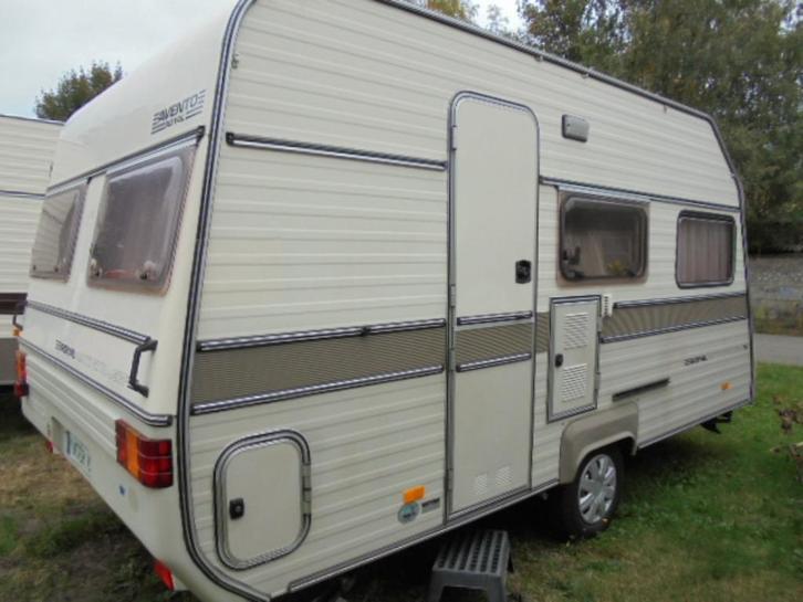 mooie avento ROYAL 420,vast bed,treinzit,vast wc,voortent, Caravans en Kamperen, Caravans, Bedrijf, tot en met 4, 750 - 1000 kg