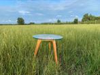 Bijzet tafel, Ophalen, Glas