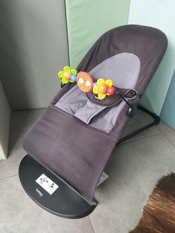 BabyBjorn Wipstoel met speeltje