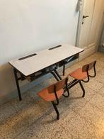 Vintage lessenaar/schoolbank, Huis en Inrichting, Bureaus, Ophalen, Zo goed als nieuw