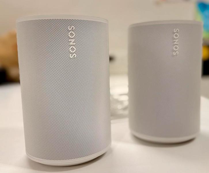 2 witte Sonos Era 100 speakers in nieuwstaat, Audio, Tv en Foto, Luidsprekerboxen, Zo goed als nieuw, Sonos, Ophalen