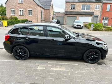 Bmw 1serie,onderhouden GreGoir Puurs#Automaat, Auto's, BMW, Automaat, Euro 6, Zwart, 5 zetels