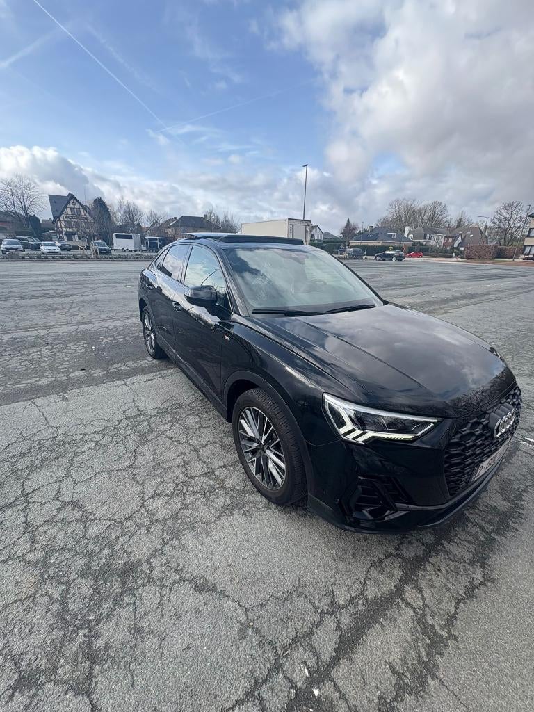Audi Q3 Sportback 45 TFSIe S line, Autos, Audi, Particulier, Q3, ABS, Caméra de recul, Régulateur de distance, Airbags, Air conditionné