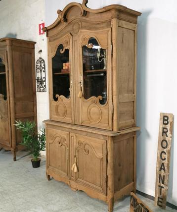 armoire normande ancienne en chêne lixivié H 233 W 142