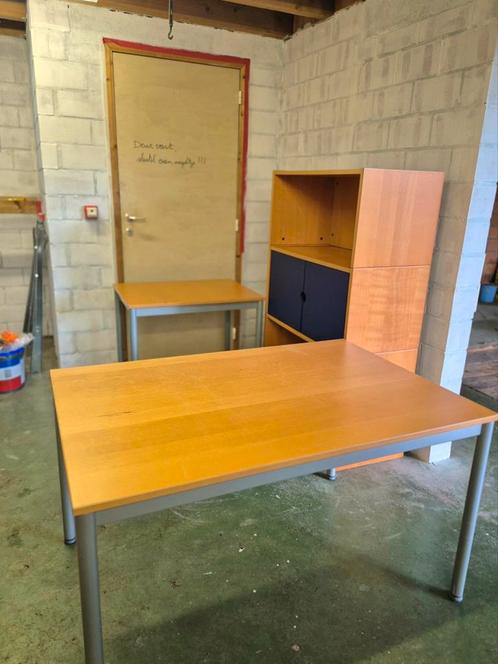 2 tafels en kast, Hobby en Vrije tijd, Overige Hobby en Vrije tijd, Gebruikt, Ophalen