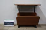 Vintage bijzettafel met krantenbak, Niet ingevuld, Niet ingevuld, Niet ingevuld