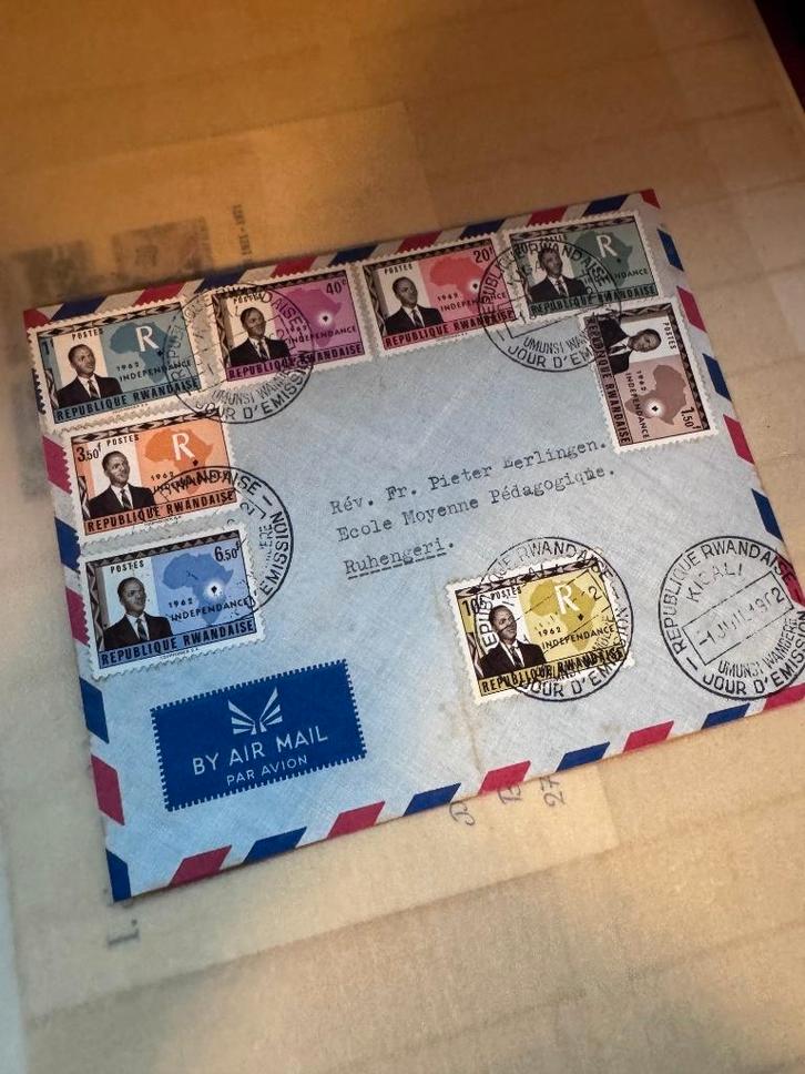 Indrukwekkende postzegelverzameling van over de hele wereld., Postzegels en Munten, Postzegels | Volle albums en Verzamelingen