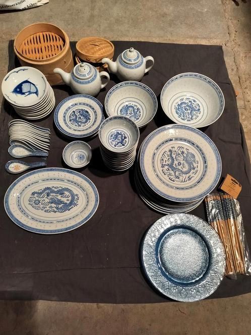 Chinees servies, Huis en Inrichting, Keuken | Servies, Zo goed als nieuw, Bord(en), Ophalen