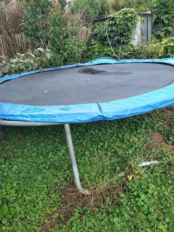 Trampoline - 3,5 m - gratis op te halen beschikbaar voor biedingen