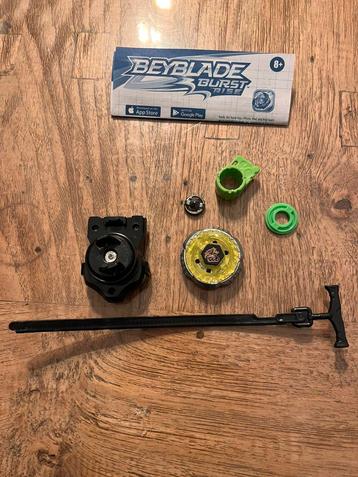 Beyblade burst rise starterpakket beschikbaar voor biedingen