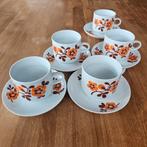 4 + 1 Vintage kopjes/tassen met onderbordjes, Huis en Inrichting, Keuken | Servies, Ophalen of Verzenden