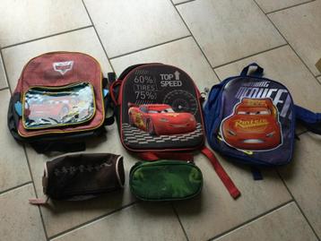 RUGZAKKEN „CARS-DISNEY” /TASSEN „WINNIE-KANGAROO” beschikbaar voor biedingen