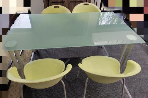 Glazen tafel met design Driade stoelen, Huis en Inrichting, Complete eetkamers, Gebruikt, 4 tot 6 stoelen, Ophalen