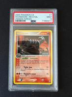 Film inversé Houndoom Ex Unseen Forces PSA 9, Enlèvement ou Envoi, Comme neuf, Cartes en vrac, Foil