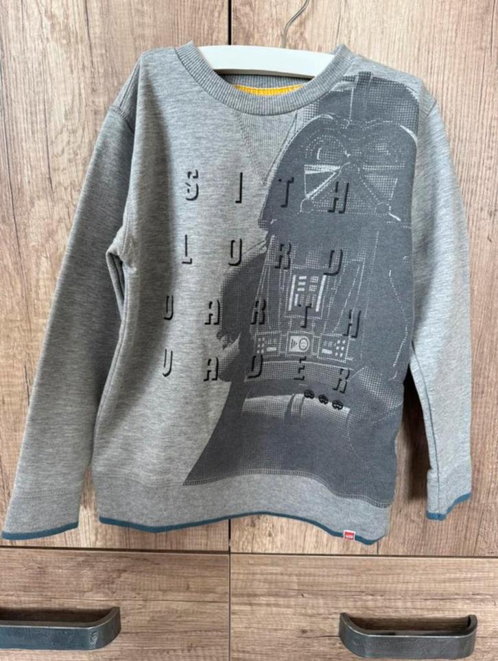 LEGO Star Wars Darth Vader trui - maat 122, Kinderen en Baby's, Kinderkleding | Maat 122, Zo goed als nieuw, Jongen, Trui of Vest