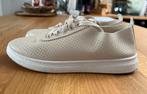 Baskets beige p.37, Vêtements | Femmes, Chaussures, Beige, Sneakers et Baskets, Porté, Via Giulia