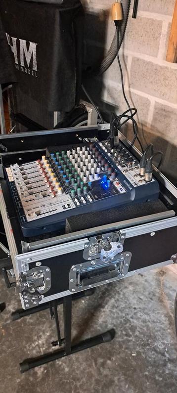 Mengpaneel + flight case + 2x sennheiser draadloze micro's., Enlèvement, Utilisé