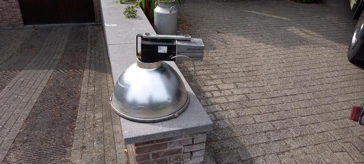 Industriële lampen Philips, Doe-het-zelf en Bouw, Bouwverlichting, Lamp met armatuur, 200 tot 500 watt, Ophalen