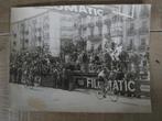 foto en oude krantenknipsels wielrennen, Ophalen of Verzenden, Gebruikt, Overige typen