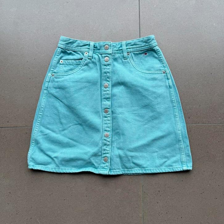 Tommy Jeans rok - nauwelijks gedragen - doe een bod, Kleding | Dames, Rokken, Zo goed als nieuw, Maat 34 (XS) of kleiner, Overige kleuren