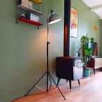 Vintage staanlamp, studiolamp Narita op statief, Huis en Inrichting, Ophalen
