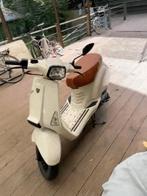 Neco lolla 50cc a klasse, Fietsen en Brommers, Brommeronderdelen | Scooters, Ophalen, Zo goed als nieuw