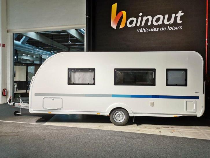 CENTRAAL BED VAN ADRIA ALTEA UIT HET EINDE VAN DE SERIE, Caravans en Kamperen, Caravans, Bedrijf, Adria, Frans bed, Omvormbare zithoek