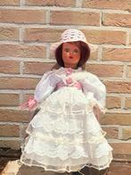 Vintage UNICA pop – 40 cm – Slaapogen – België, Ophalen of Verzenden, Pop