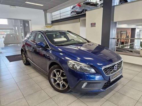 Volvo V40 Cross Country OCEAN RACE T4 BENZINE LEDER-PANO DAK, Auto's, Volvo, Bedrijf, Te koop, V40, ABS, Airbags, Alarm, Bluetooth