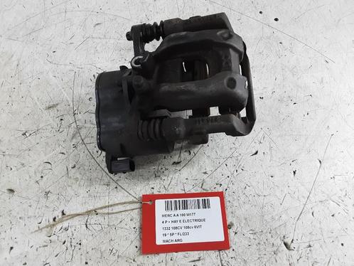 REMKLAUW LINKS ACHTER Mercedes-Benz A (177.0) (A2474230198), Auto-onderdelen, Remmen en Aandrijving, Mercedes-Benz, Gebruikt