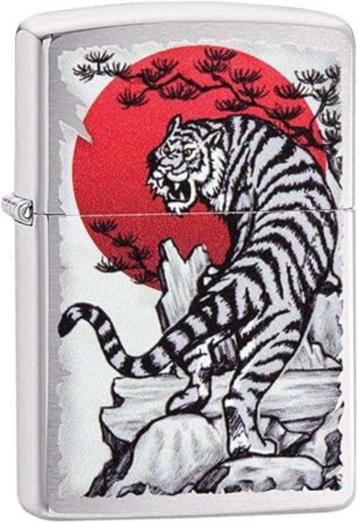 Zippo Asian Tiger aansteker SNELLE GRATIS LEVERING, Verzamelen, Rookartikelen, Aanstekers en Luciferdoosjes, Nieuw, Aansteker