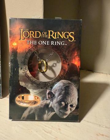 The One Ring Officiële Replica Ketting, Enlèvement ou Envoi, Comme neuf, Réplique