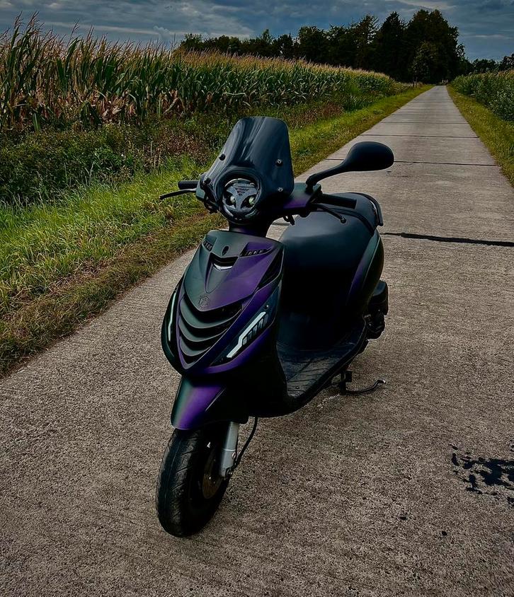 Piaggio zip a-klasse, Fietsen en Brommers, Scooters | Piaggio, Zo goed als nieuw, Zip, Klasse A (25 km/u), Benzine, Ophalen of Verzenden