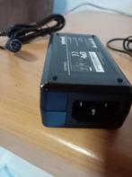nieuw Huntkey model HKA04812040-7D , adapter input / output, Ophalen of Verzenden, Nieuw