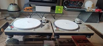 2 x Technics SL1200 MKII direct drive platenspelers beschikbaar voor biedingen