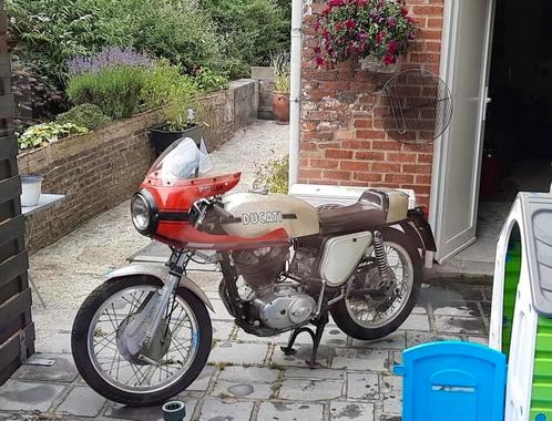 Ducati Desmo 250cc, Fietsen en Brommers, Brommers | Oldtimers, Overige merken, Ophalen